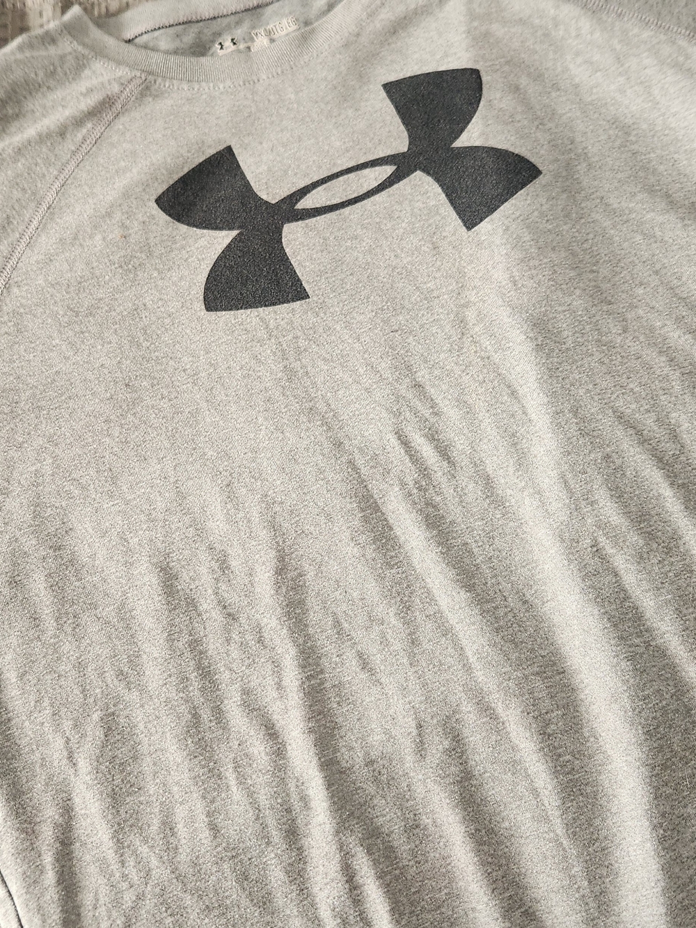 Under Armour Light Gray Crew Neck Shirt with Black Logo